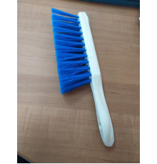 Щетка-сметка 3-х рядная, длина рукоятки 270мм деревянная, дл.ворса 5,8см. РБ