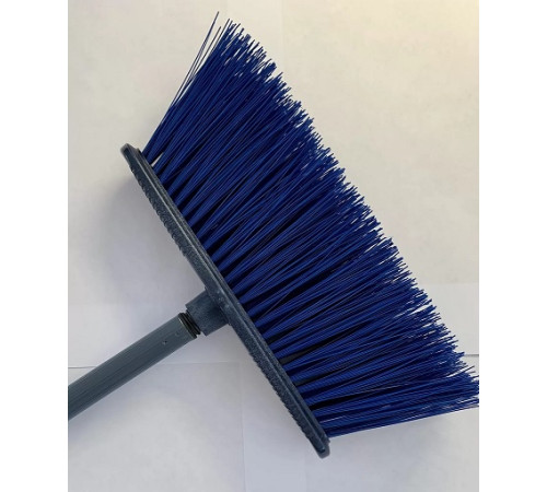 Щетка 27см*50мм  д/подмет улиц 4-х рядная с ворсом 12 см С ЧЕРЕНКОМ пластик116 см , РБ