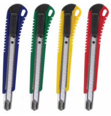 Нож 18мм усил.STAFF Profit . канцелярский, металлические направ., автофиксатор, Китай